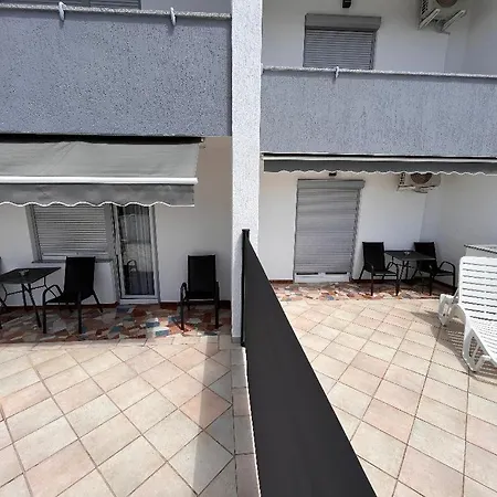 Rosa فندق مبيت وإفطار 3*